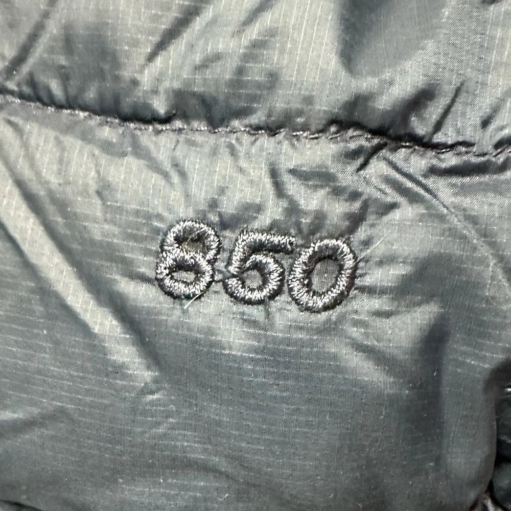 L.L. Bean Womens  Ultralight 850 Down Hooded Coat Jacket Three-Quarter Length XS - Picture 3 of 5